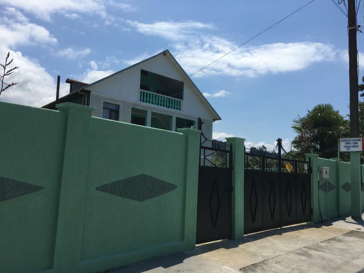 Homestay In Batumi Дом В Чакви Esterno foto